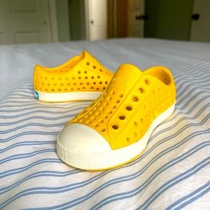 Kids Native Jefferson C6 Crayon Yellow